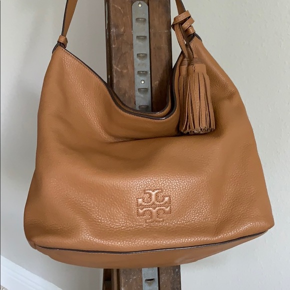 Tory Burch Thea Hobo Retired Shoulder Bag - Picture 2 of 8